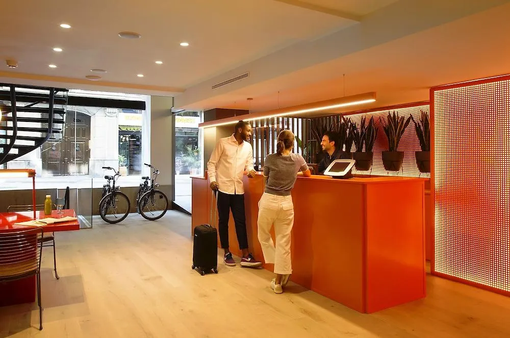 ***  Chic&Basic Reding Hotel Barcelona Spain